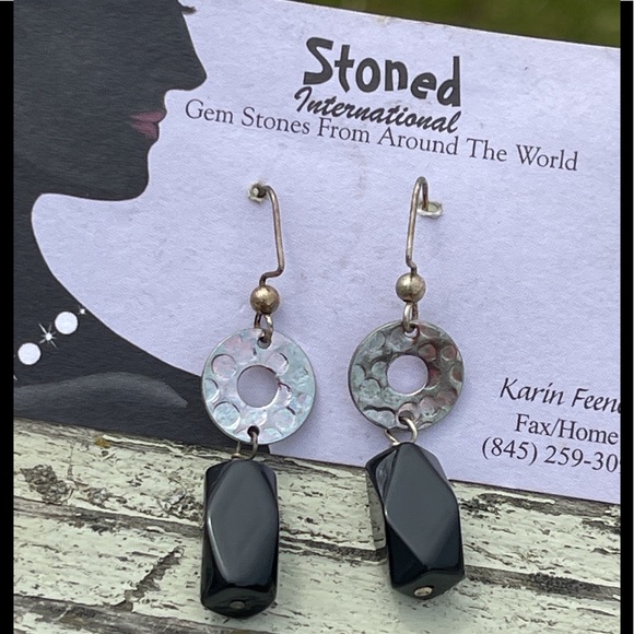 Stoned International Black Onyx Dangle Earrings 🌺 - Picture 2 of 15